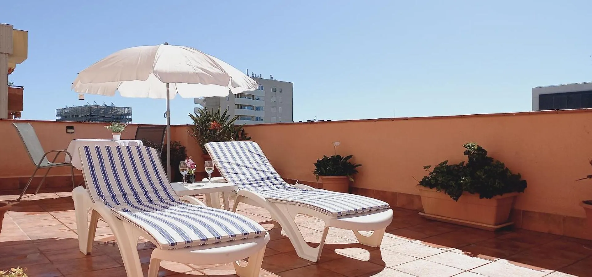 Appartement Sunny Penthouse à L'Hospitalet de Llobregat