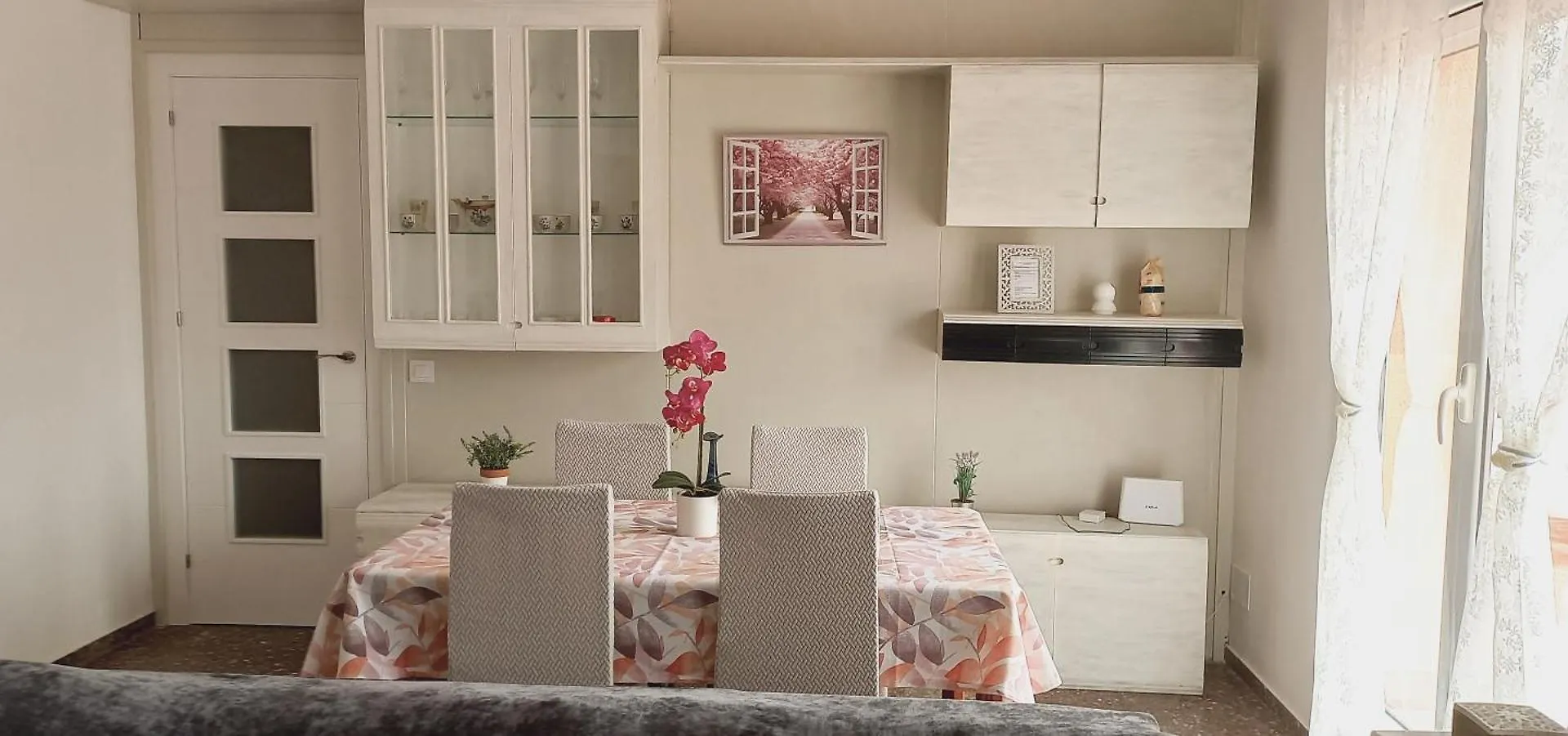 Sunny Penthouse Apartment L'Hospitalet de Llobregat Spain