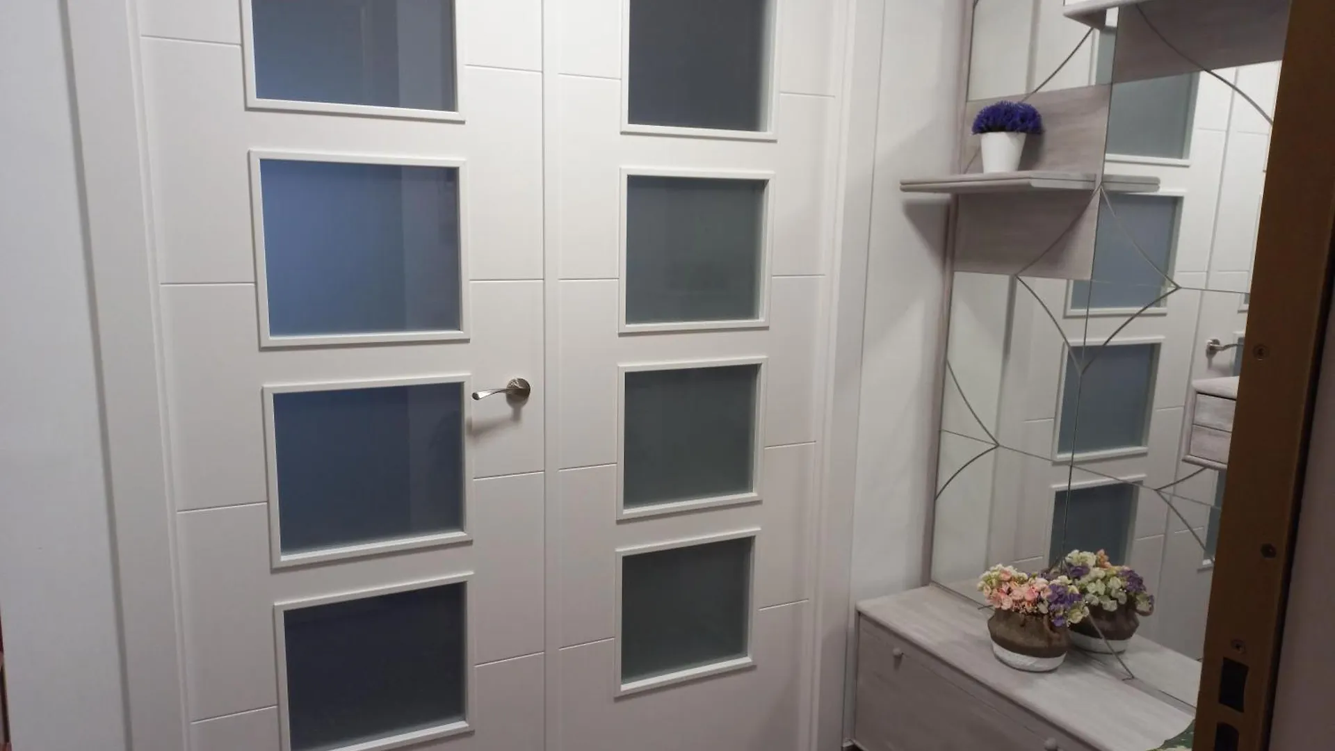 Sunny Penthouse Apartment L'Hospitalet de Llobregat