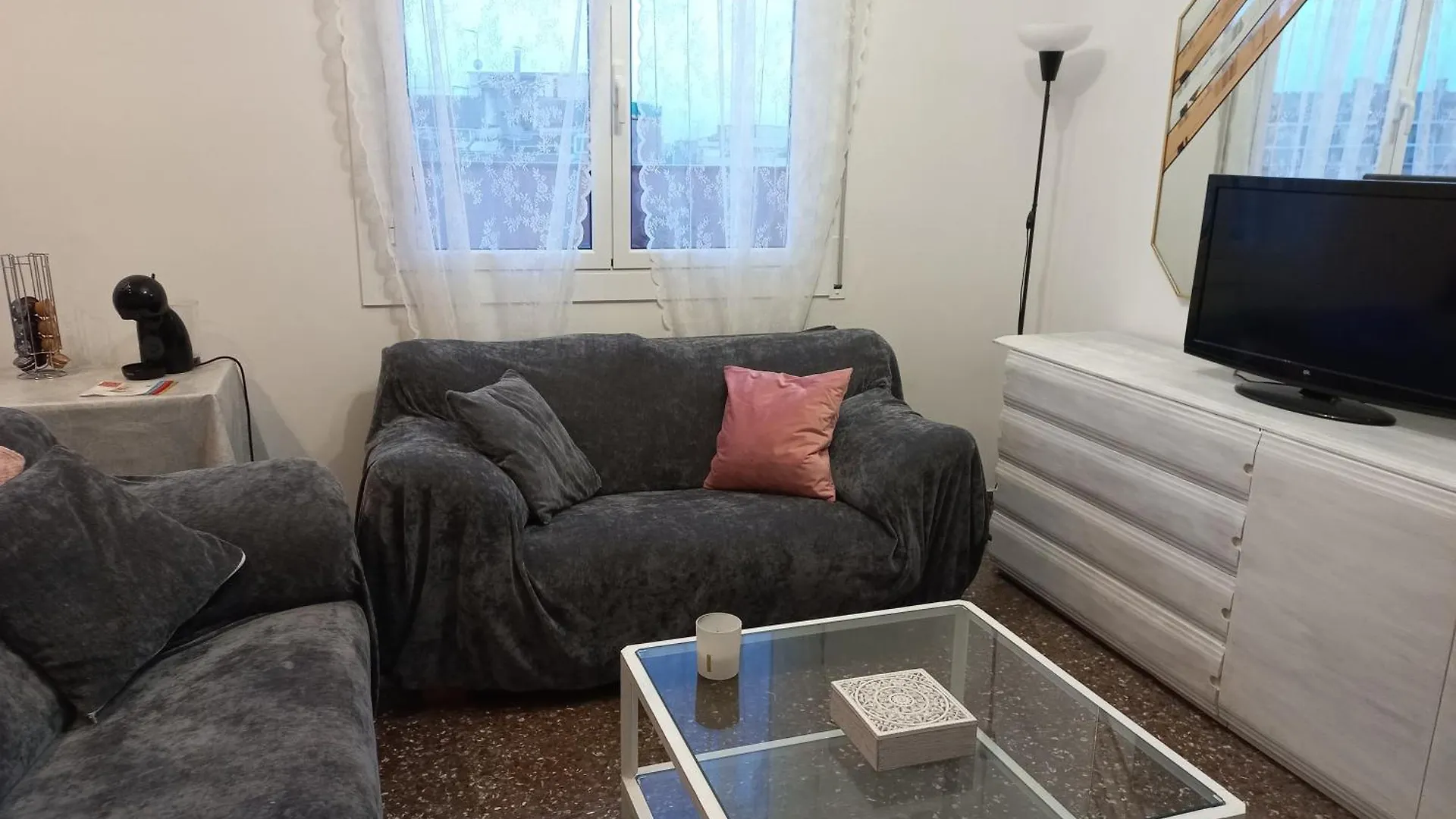 Sunny Penthouse Apartment L'Hospitalet de Llobregat Spain